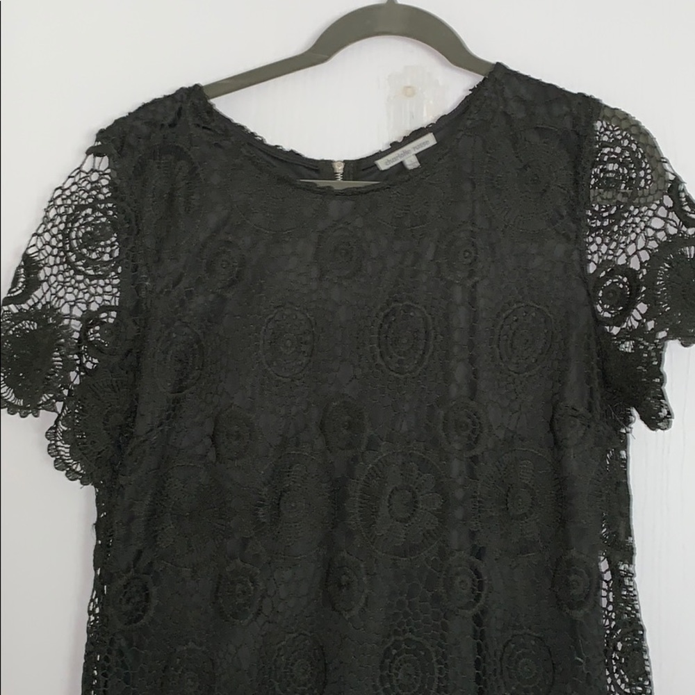 Short sleeve dress - Picture 2 of 2